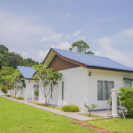 Appartement Halcyon Days @ Langkawi à Pantai Cenang  Extérieur photo