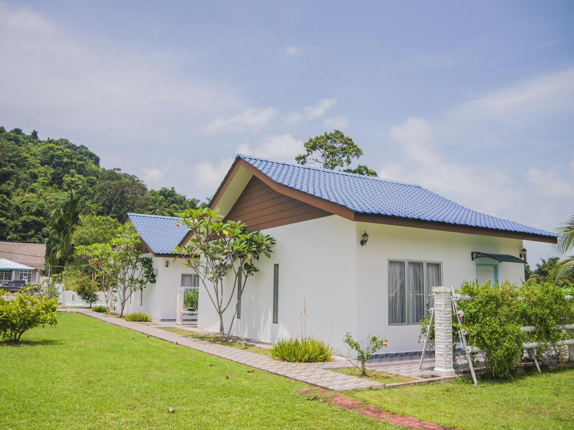 Appartement Halcyon Days @ Langkawi à Pantai Cenang  Extérieur photo